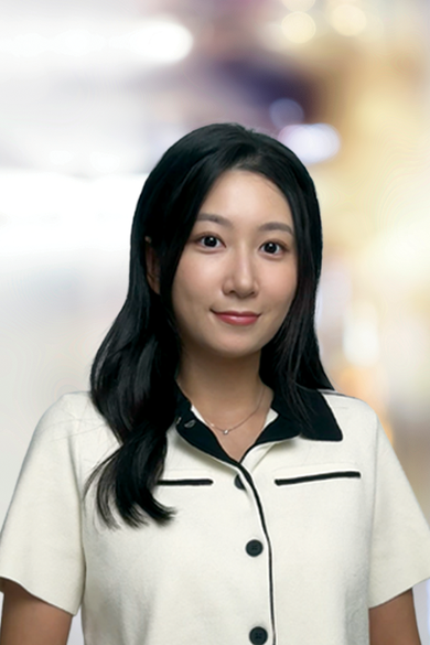 Portrait of Yun Yang, REALTOR®.